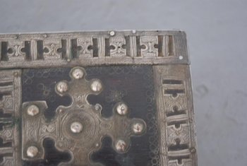 Scatola in ebano e argento dal Maghreb