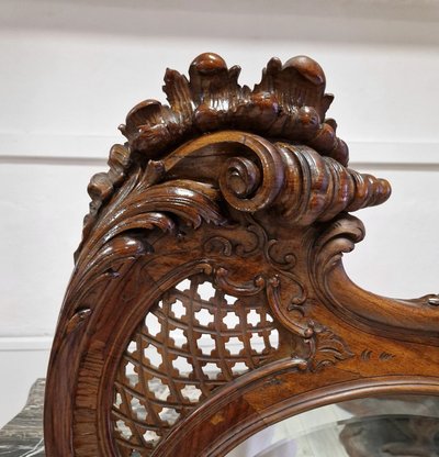 Art Nouveau bedroom set with Baroque details