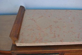 Truhe Art Deco Palisander Travertin Platte Eglomisé Glas