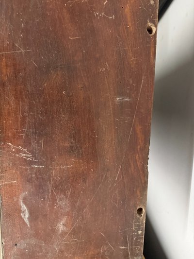 Console ancienne de style Empire en noyer, suspendue, XIXe siècle, 150 x 56 x 23 cm. Une pièce rare et ravissante.