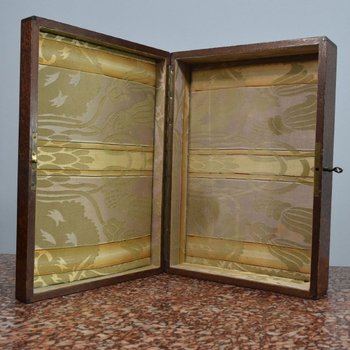 Scatola decorata in stile liberty firmata 1900