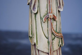 Statuetta Giappone XIX secolo Donna con fiori
