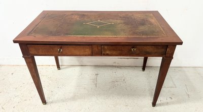 Louis XVI style desk in mahogany and veneer, 20th century