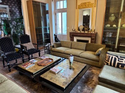 Large restored Lurier Wehrlings sofa