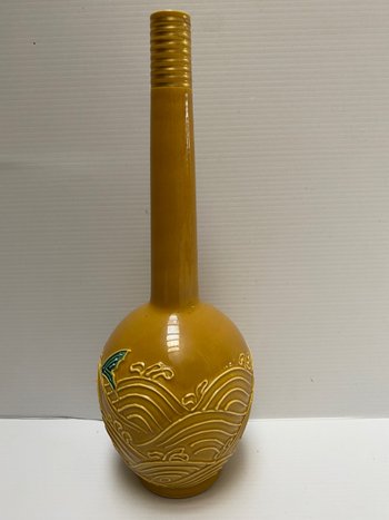 JAPANESE SOLIFLORE VASE