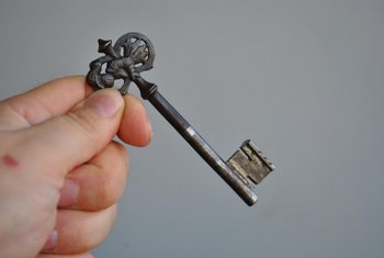 Bahut Ancien Deux Corps époque XVIIIème