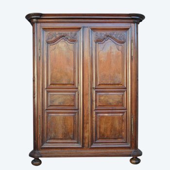 Walnut cabinet Louis XIV period XVIIIth