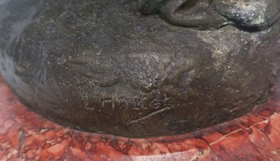 Louis HOTTOT (1834-1905) Grande sculpture en régule Rêverie