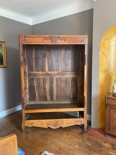 armoire bressane