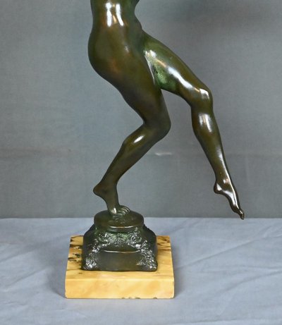 Bronze "The Dancer with the Tambourine" signed C. Binder – Early 20th century