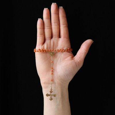 Chapelet or rose et corail
