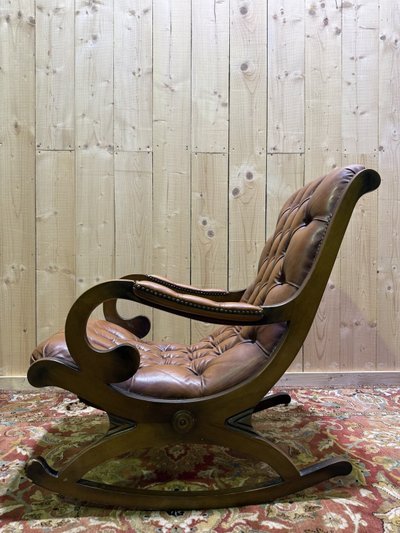 Fauteuil Rocking-chair Chesterfield en cuir havane