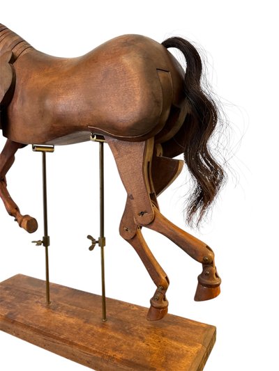 Artist horse - articulated - oak - France - XX ème