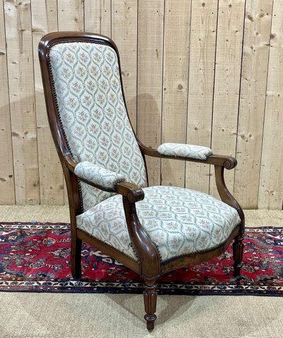 Fauteuil Voltaire XIXème en noyer