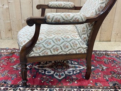 Fauteuil Voltaire XIXème en noyer
