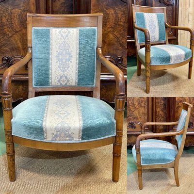 Fauteuil d'époque Restauration en merisier XIXème