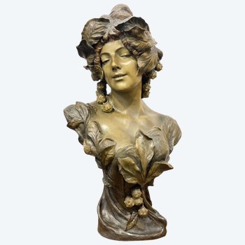 Busto in terracotta Art Nouveau Goldscheider