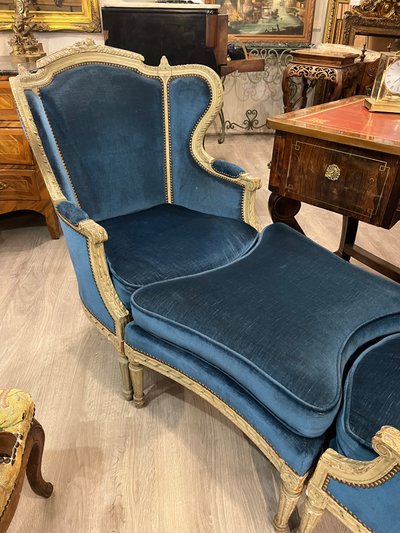 Louis XVI style 19th century broken duchess