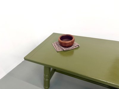 Olivgrün glossy lackierter Esstisch - DLG Georges Robert, Circa 1970