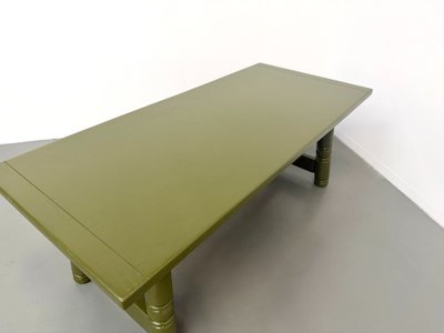 Olivgrün glossy lackierter Esstisch - DLG Georges Robert, Circa 1970