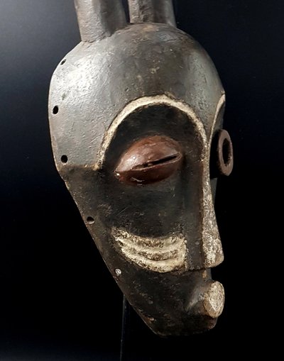 Maschera "Ngolo", popolo Pende, D.R.C.