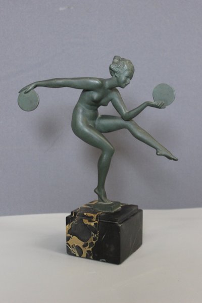 Danseuse Art Déco en Fonte d'Art par Derenne vers 1930