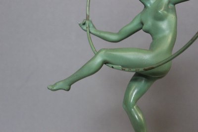 Danseuse au cerceau , fonte d'Art , par Briand vers 1930