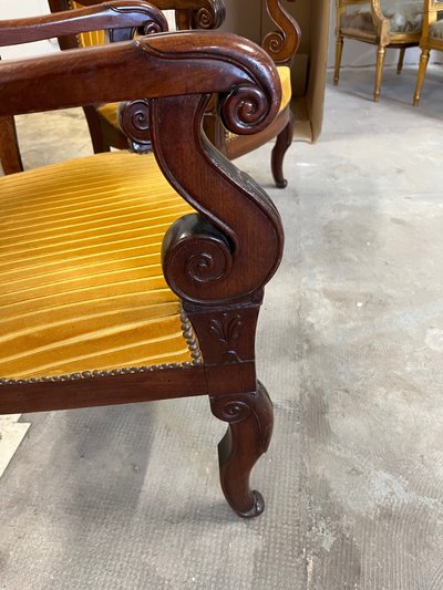 Paire de fauteuils en acajou époque Restauration 
