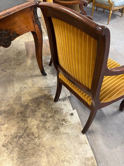 Paire de fauteuils en acajou époque Restauration 