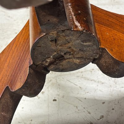 Antique small and delightful Louis Philippe 19th century oval solid walnut end table