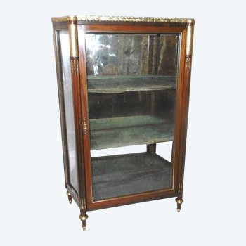 Louis XVI period display case with curved sides