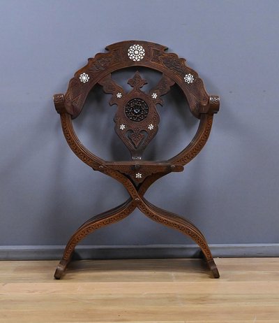 Syrian walnut armchair - Late 19th century