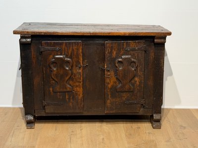 Armoire espagnole ancienne