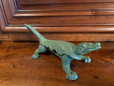 Crocodile Mâche Bouchon De Pharmacie, Fin Du XIX Eme Siècle