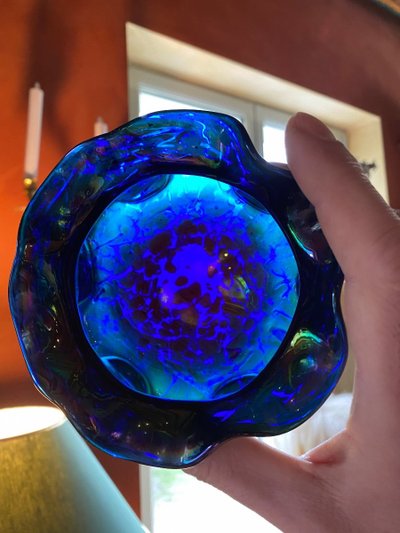 Belle Coupe Art Nouveau En Verre Irisé Probablement Loetz