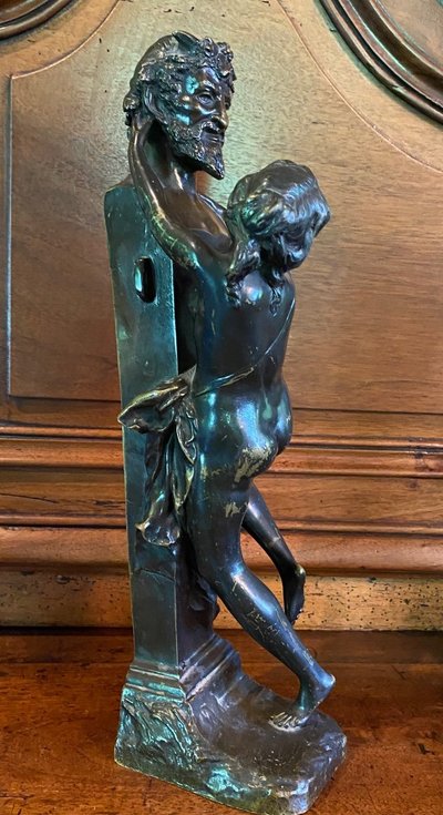 Offerta a Priapo, da Clodion, bronzo del XIX secolo
