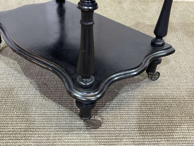 Notenschrank Napoleon III Ende des 19. Jahrhunderts aus geschwärztem Holz