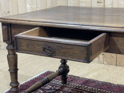 Tavolo da scrivania in rovere degli anni '30