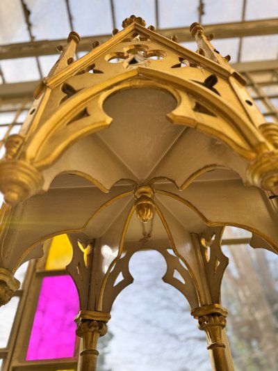 Neo-Gothic gilded wood ciborium - Circa 1900