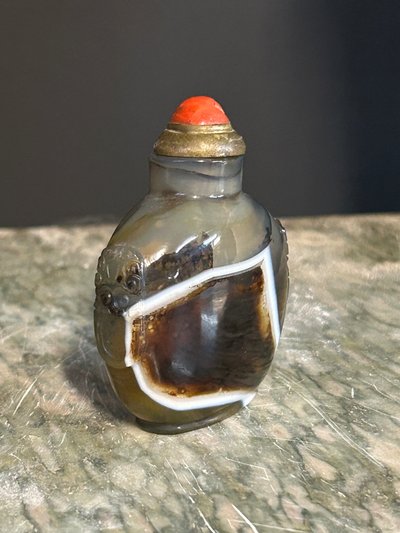 Late 19th or early 20th century Chinese agate snuff bottle - snuff bottle - China