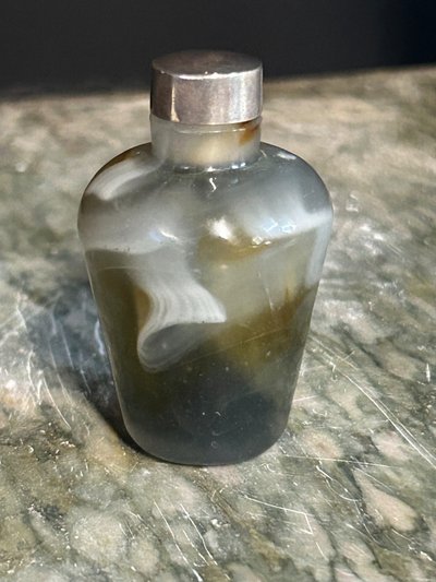 Tabacchiera cinese in agata della fine del XIX secolo o dell'inizio del XX secolo - Snuff bottle - Cina