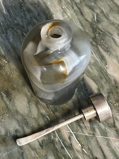 Tabacchiera cinese in agata della fine del XIX secolo o dell'inizio del XX secolo - Snuff bottle - Cina