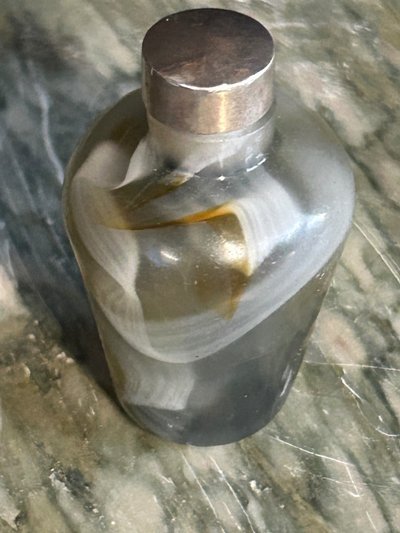 Tabacchiera cinese in agata della fine del XIX secolo o dell'inizio del XX secolo - Snuff bottle - Cina