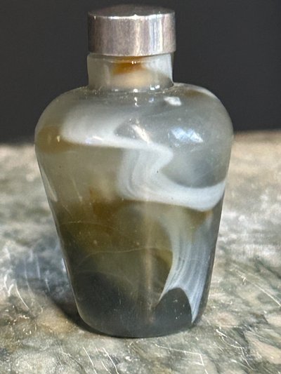 Tabacchiera cinese in agata della fine del XIX secolo o dell'inizio del XX secolo - Snuff bottle - Cina