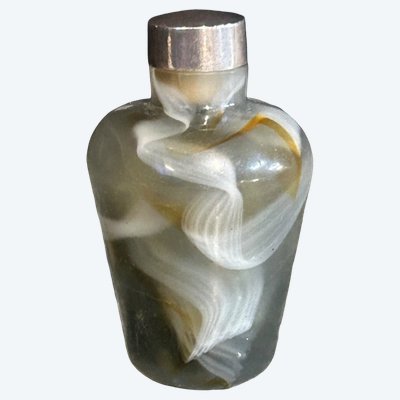 Late 19th or early 20th century Chinese agate snuff bottle - snuff bottle - China