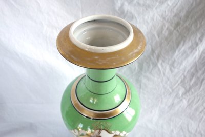 Paire d’importants vases d’ornement en porcelaine de Paris d’époque Napoleon III