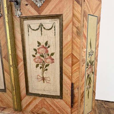 Petite armoire Alsacienne polychrome fin XVIIIe