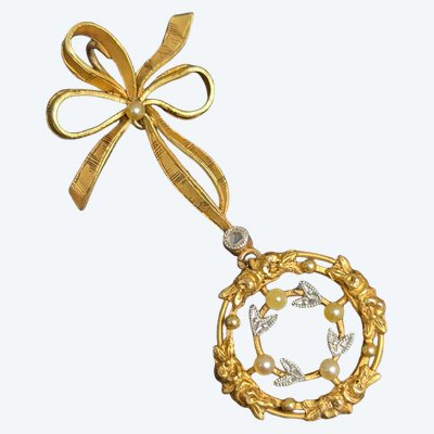Antique Belle Epoque pendant in 18k gold, set with a diamond & pearls 2.33g CIRCA 1890
