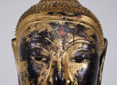 Buddha Shan in Bhumisparsha Mudra, Birmania