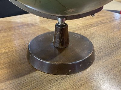 English Philip's Challenge globe from 1958